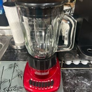 Black & Decker Red and Black Blender